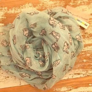 Adorable light weight elephant scarf.
